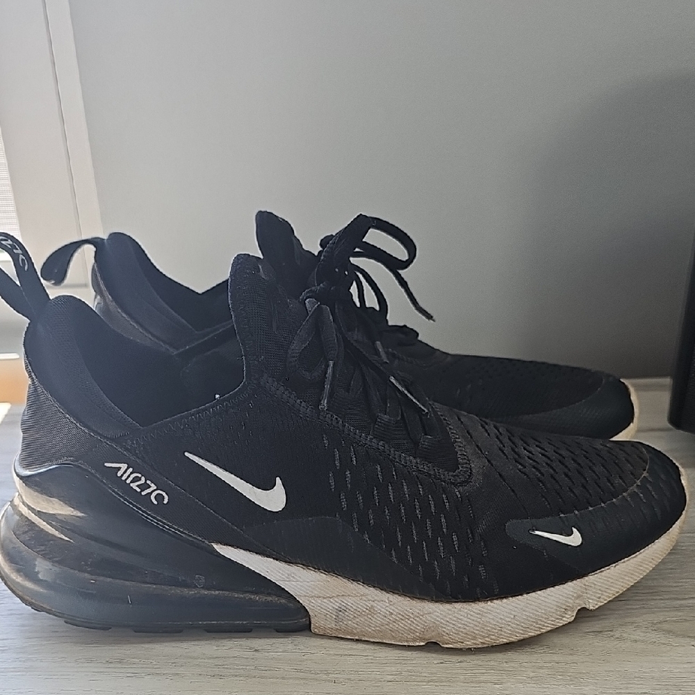 Nike Air Max 270 Black and White Sneakers